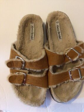 Natic Brendal Faux Fur Lined Slide Sandals in Tan
